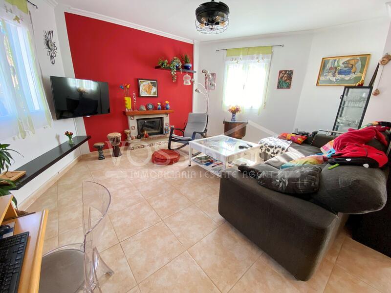 VH2461: Villa for Sale in Urcal, Almería