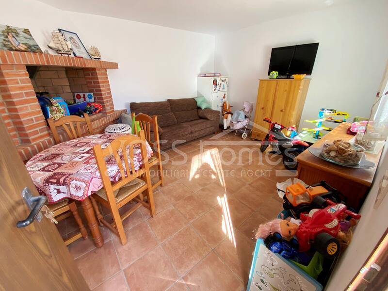 VH2463: Village / Town House for Sale in Huércal-Overa Villages