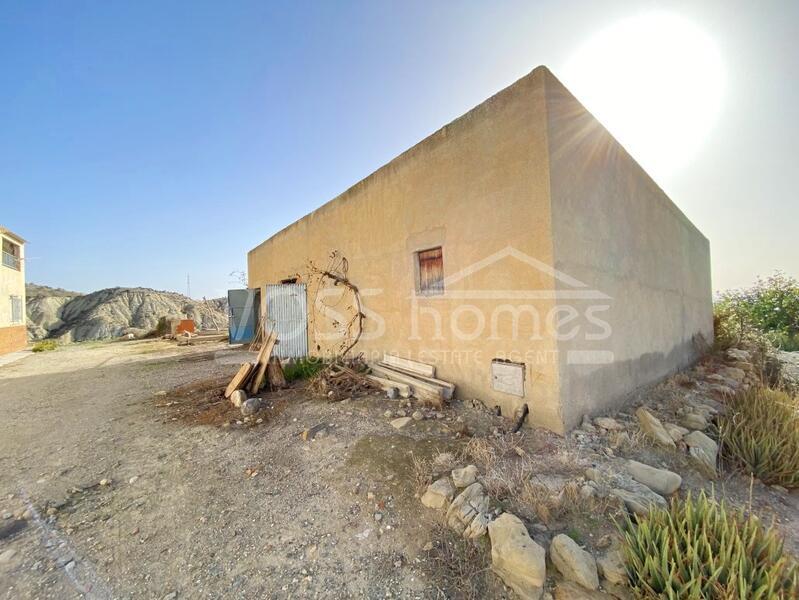 VH2476: Country House / Cortijo for Sale in Huércal-Overa Countryside