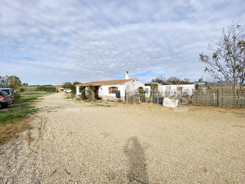 VH2486: Country House / Cortijo for Sale in Huércal-Overa Countryside