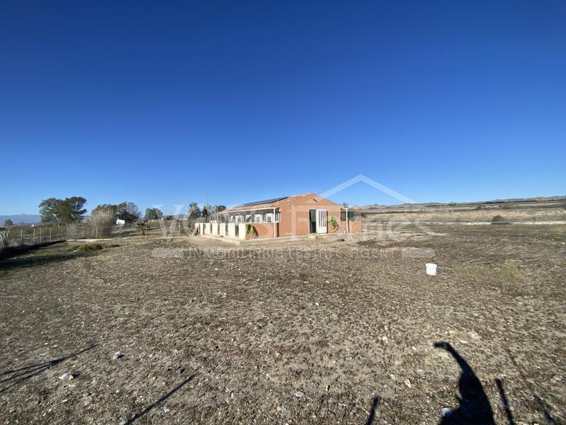 VH2486: Country House / Cortijo for Sale in Huércal-Overa Countryside