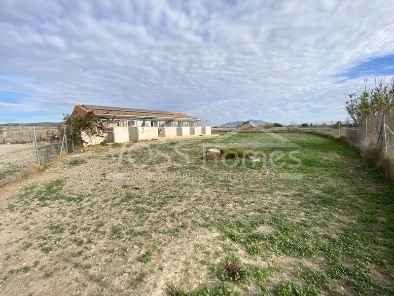 VH2486: Country House / Cortijo for Sale in Huércal-Overa Countryside