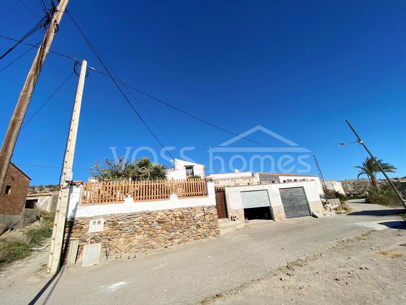 VH2494: Country House / Cortijo for Sale in Huércal-Overa Countryside