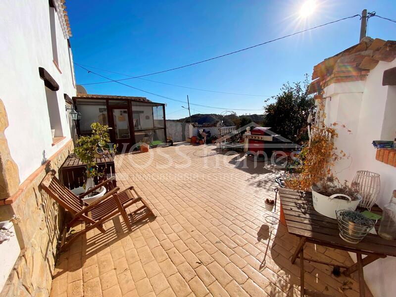 VH2494: Country House / Cortijo for Sale in Huércal-Overa Countryside