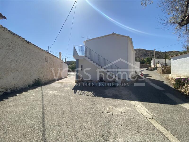 VHR2353: Country House / Cortijo for Rent in Huércal-Overa, Almería