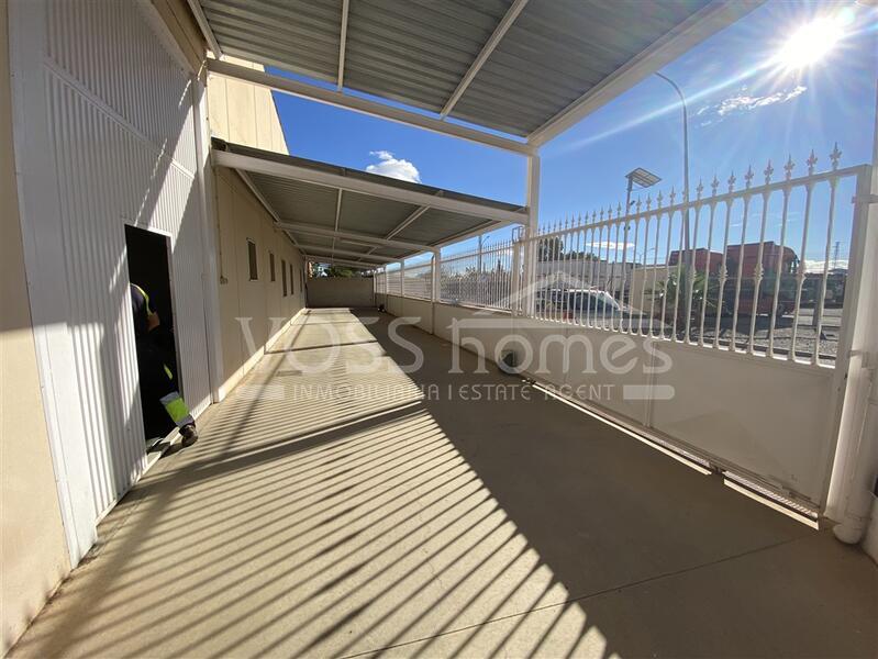 VHR2443: Commercial for Rent in Huércal-Overa, Almería